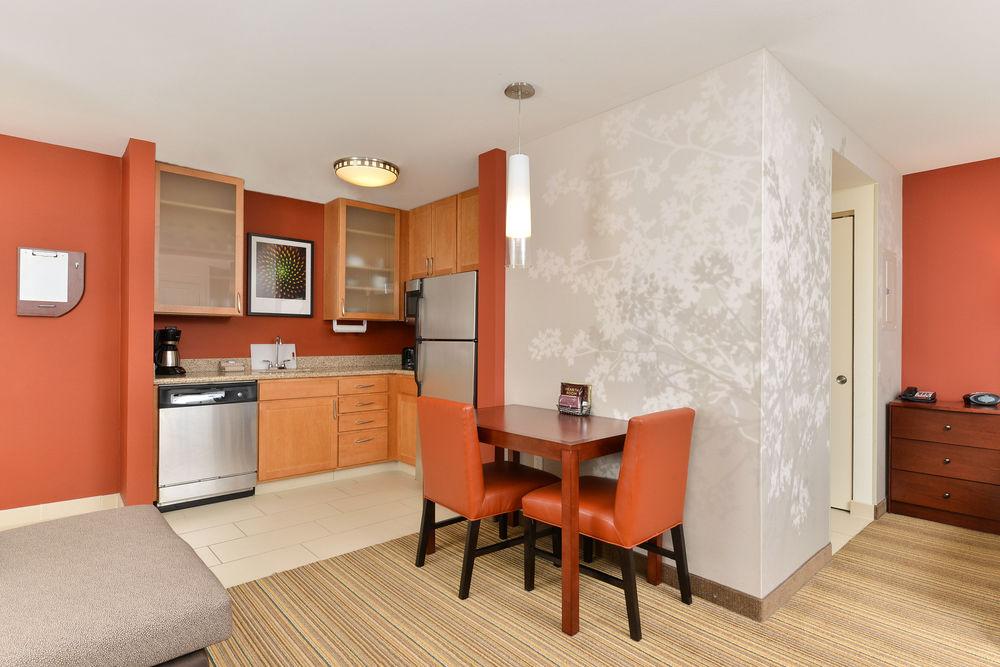 Residence Inn By Marriott Coralville Exteriér fotografie